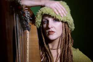 Lisa Canny web1